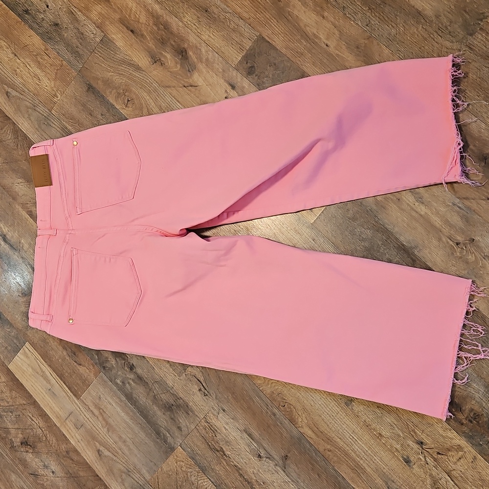 👖Judy Blue Pink Cropped Jeans - Picture 5 of 9